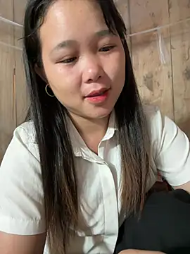 love pusy09 online show from April 22, 2026, 10:55 pm