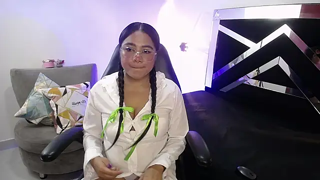 MelissaHex online show from October 31, 2025, 7:59 pm