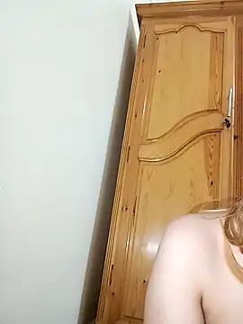 Snapshot of indilasixeey chatting on November 23, 2025, 6:57 am indilasixeey online show from November 23, 2025, 6:57 am