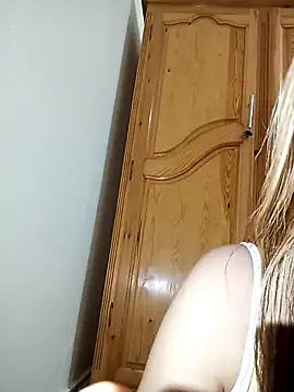 Snapshot of indilasixeey chatting on February 13, 2026, 1:56 am indilasixeey online show from February 13, 2026, 1:56 am