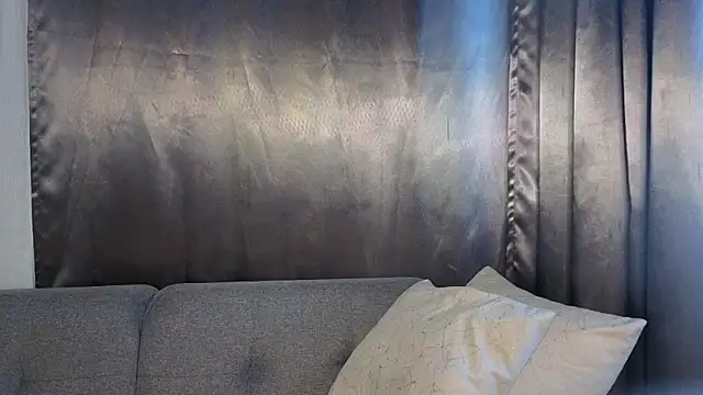 Snapshot of Biancka_ chatting on February 26, 2026, 5:17 am Biancka online show from February 26, 2026, 5:17 am