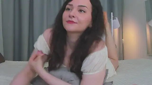 Snapshot of Camilla_Rowen chatting on May 21, 2026, 9:00 pm Camilla Rowen online show from May 21, 2026, 9:00 pm