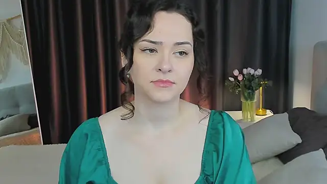 Snapshot of Camilla_Rowen chatting on July 5, 2026, 8:38 pm Camilla Rowen online show from July 5, 2026, 8:38 pm