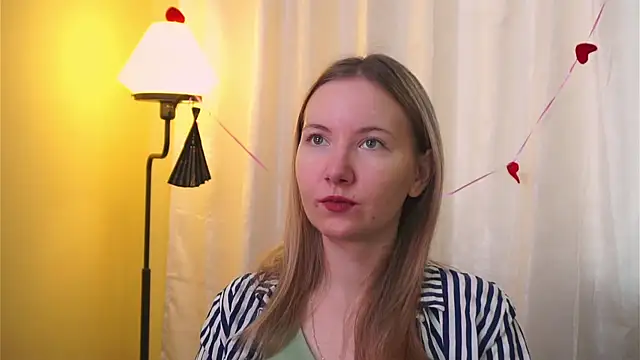 Snapshot of CathyHeximer chatting on February 6, 2026, 8:29 am CathyHeximer online show from February 6, 2026, 8:29 am