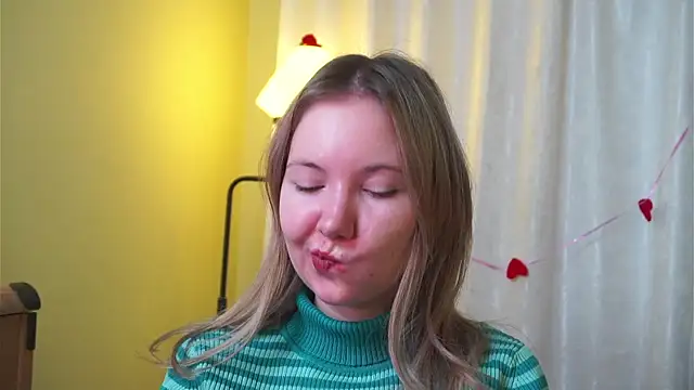 Snapshot of CathyHeximer chatting on February 8, 2026, 7:34 am CathyHeximer online show from February 8, 2026, 7:34 am