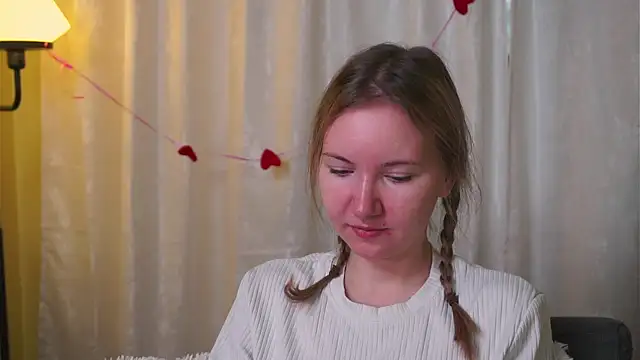 Snapshot of CathyHeximer chatting on February 10, 2026, 6:50 am CathyHeximer online show from February 10, 2026, 6:50 am