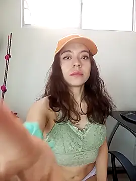 Girl sweet online show from November 28, 2025, 3:36 pm