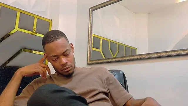 Neytanmalcon online show from November 16, 2025, 5:07 pm