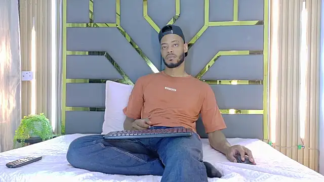 Neytanmalcon online show from March 4, 2026, 6:03 pm