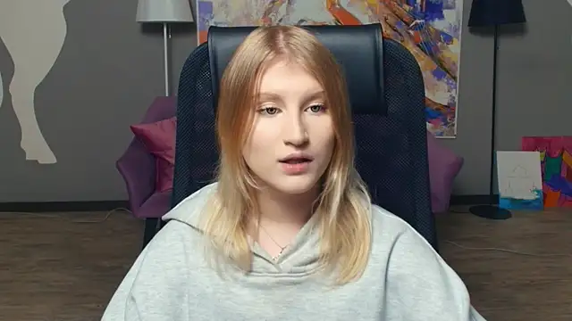 LisaRais online show from November 29, 2025, 9:07 pm