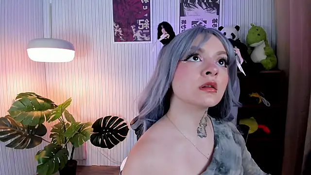 lexirouge   online show from November 21, 2025, 7:56 pm