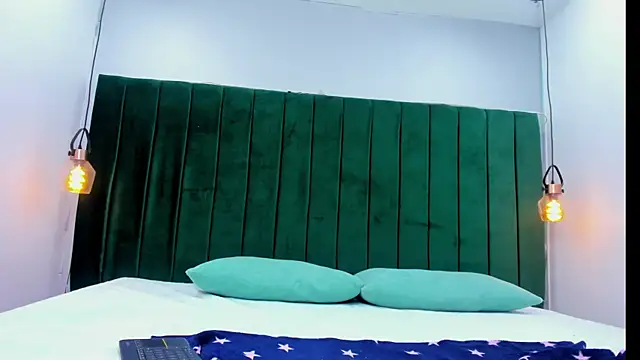 Melody Horney online show from February 19, 2026, 3:02 am