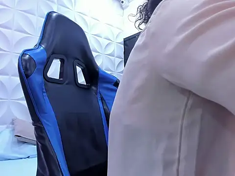 agata18  online show from March 15, 2026, 12:11 pm