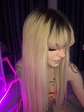 NovaPearl online show from January 9, 2026, 9:38 pm