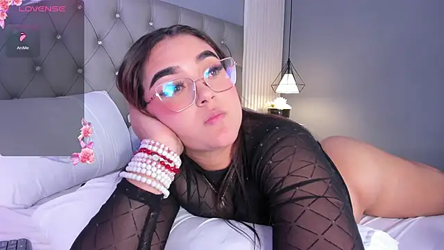 Anasha21 online show from April 11, 2026, 7:45 am