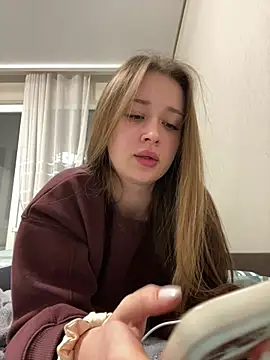 Angel hotyy online show from January 12, 2026, 10:37 pm