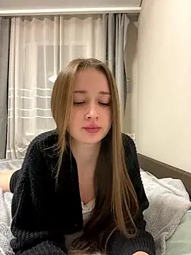 Angel hotyy online show from January 15, 2026, 9:51 pm