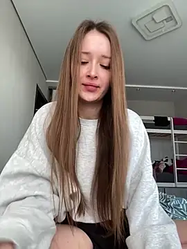 Angel hotyy online show from February 11, 2026, 12:43 pm