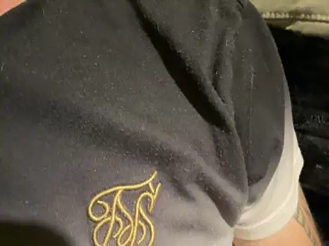 plymouthlad82 online show from March 30, 2026, 11:39 pm