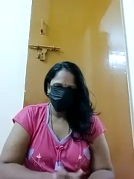 tamilammu1431 online show from November 19, 2025, 3:12 pm