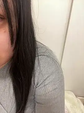 RIHO riho 01 online show from April 8, 2026, 1:38 am