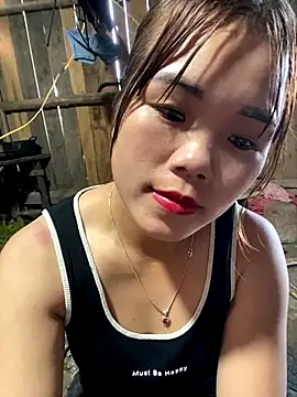 nachi-baby online show from November 13, 2025, 7:51 am