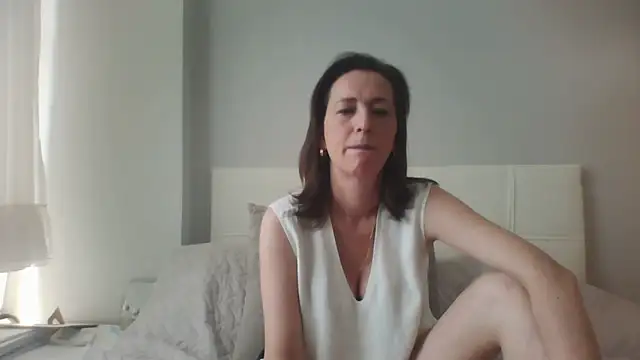 Snapshot of ArianaStarr chatting on June 3, 2026, 7:00 am ArianaStarr online show from June 3, 2026, 7:00 am