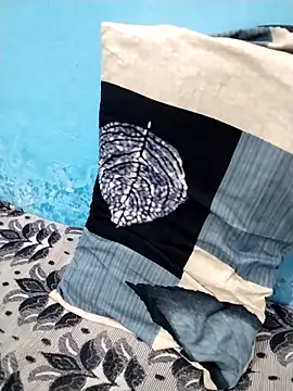 Amisha Lovely online show from April 28, 2026, 10:42 am