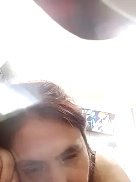 blanca24325 online show from November 15, 2025, 4:43 am