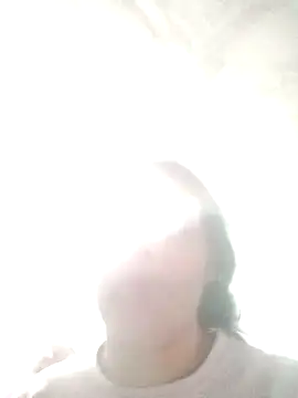 blanca24325 online show from November 22, 2025, 6:29 pm