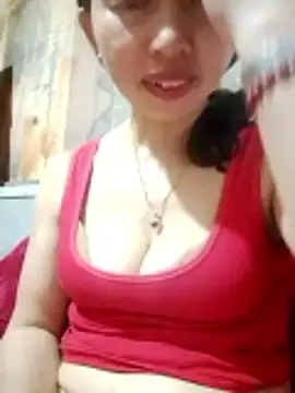 TRIEUTRIEU20 online show from May 5, 2026, 3:31 pm