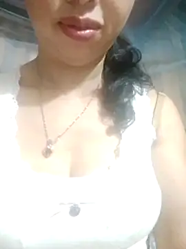 TRIEUTRIEU20 online show from June 22, 2026, 4:59 pm