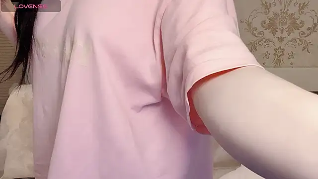 anna-888- online show from February 13, 2026, 1:18 pm