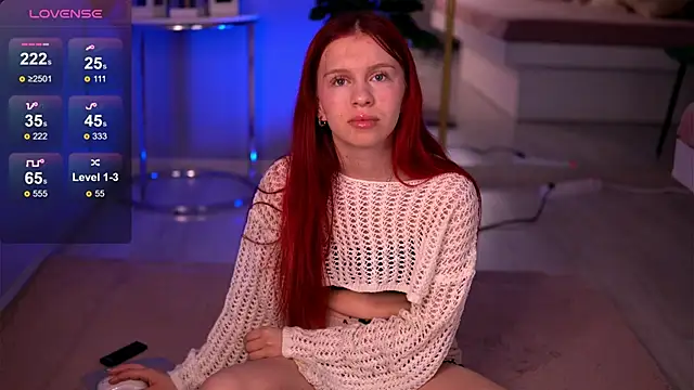 LeylaBelle online show from December 5, 2025, 4:32 am