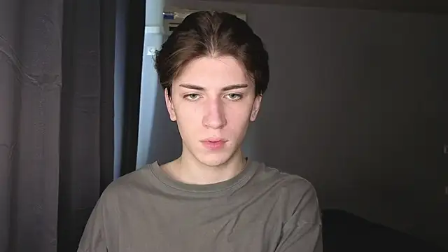 Oliver star boy  online show from October 26, 2025, 8:31 am