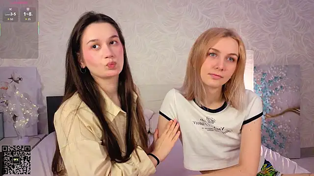 Snapshot of betweenUse chatting on November 26, 2025, 3:29 am betweenUse online show from November 26, 2025, 3:29 am