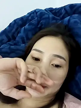 Pig pig11 online show from October 27, 2025, 2:21 pm