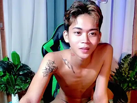 Snapshot of AsianCuteGuy21 chatting on November 11, 2025, 2:39 pm AsianCuteGuy21 online show from November 11, 2025, 2:39 pm