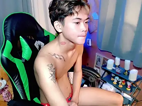 Snapshot of AsianCuteGuy21 chatting on November 19, 2025, 8:25 am AsianCuteGuy21 online show from November 19, 2025, 8:25 am
