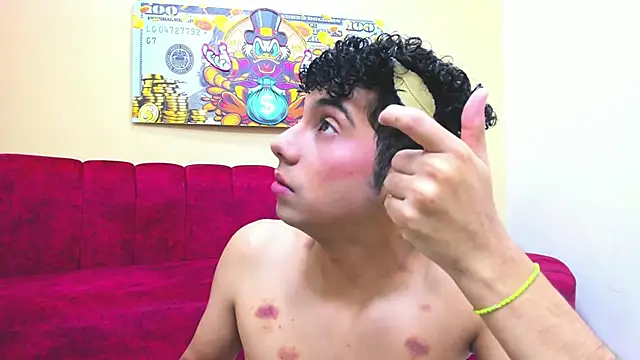 huntboyss online show from November 7, 2025, 7:25 pm