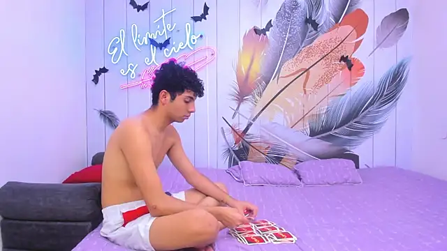 huntboyss online show from November 25, 2025, 4:34 am