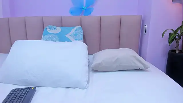 sienna mg online show from November 29, 2025, 11:57 am