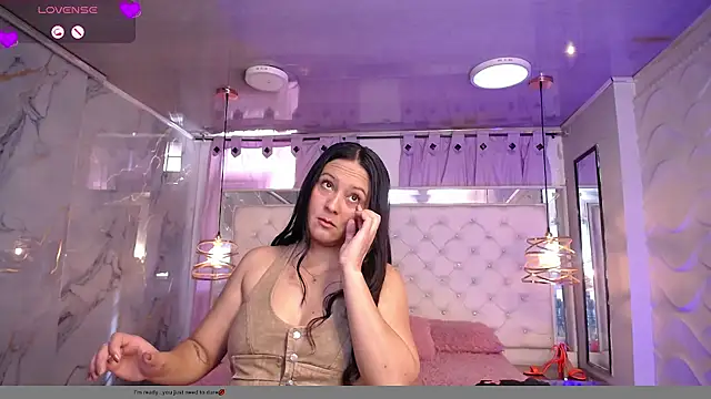 Melissa-roberts online show from April 22, 2026, 8:10 pm