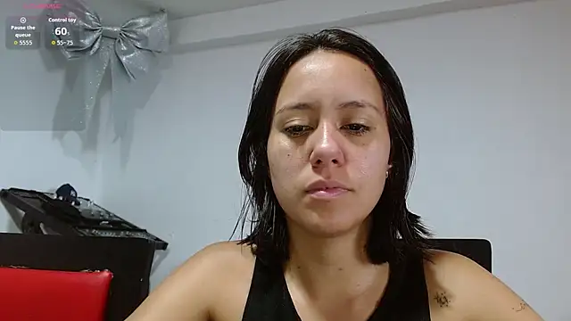 LunaaMorena online show from April 16, 2026, 2:18 pm