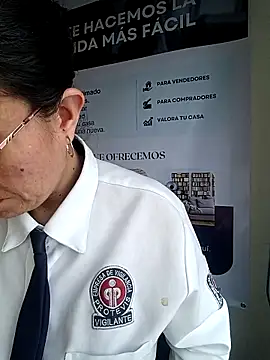 Valentina--1 online show from December 17, 2025, 12:11 pm