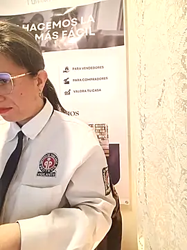 Valentina--1 online show from March 10, 2026, 10:09 am