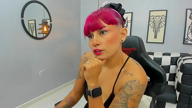 NoaKitsu online show from November 28, 2025, 3:31 am