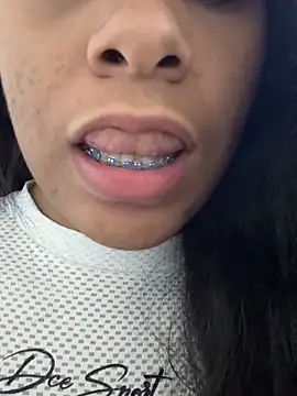 NikolRose online show from November 11, 2025, 9:15 pm