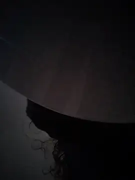 Caroline Jons online show from December 5, 2025, 2:25 pm