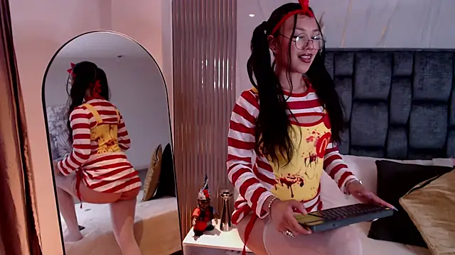 Jade Fg online show from October 26, 2025, 8:48 pm